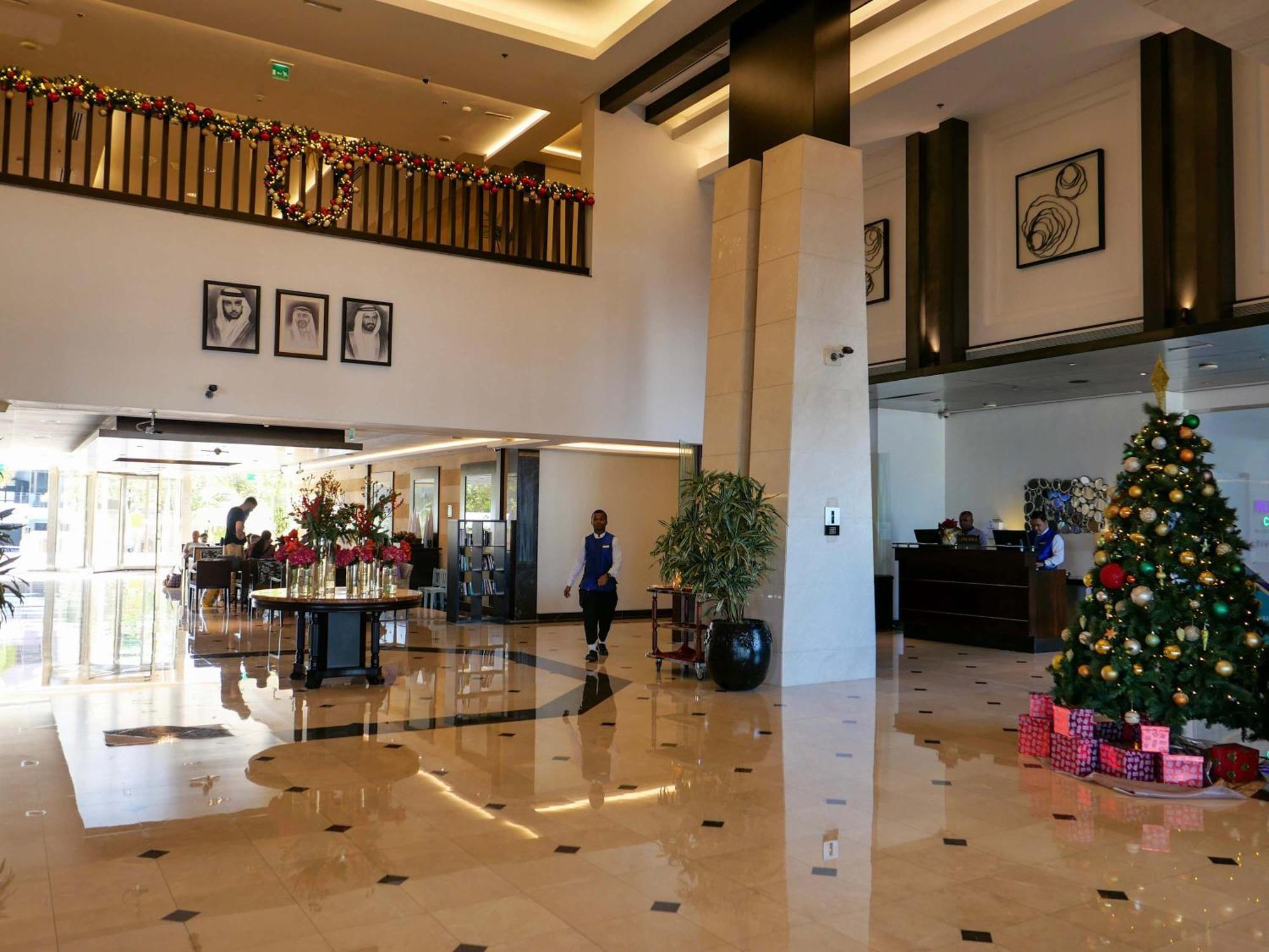 Lovely 1 Bedroom Apartment At 5 Star Resort Dubai Exteriör bild