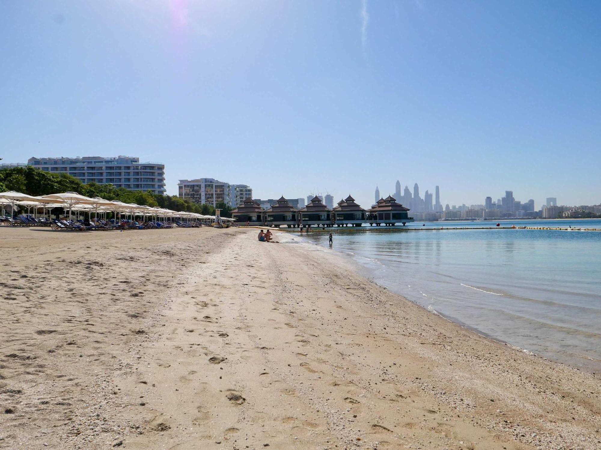 Lovely 1 Bedroom Apartment At 5 Star Resort Dubai Exteriör bild