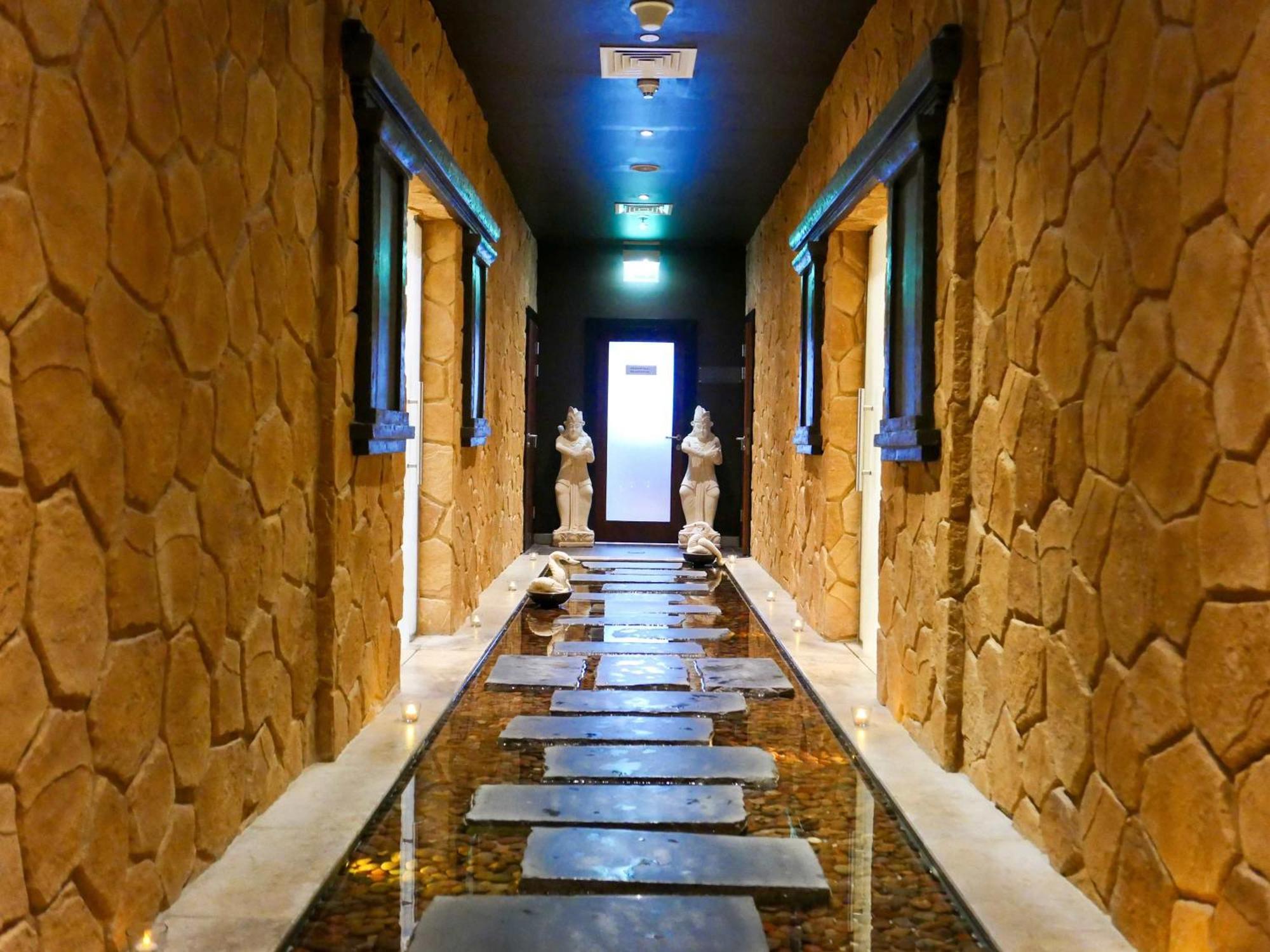 Lovely 1 Bedroom Apartment At 5 Star Resort Dubai Exteriör bild